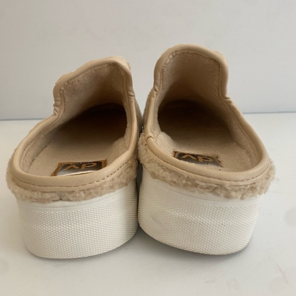 Dolce Vita Women Rush Plush Slip On Sneakers Size 8.5M - Picture 8 of 9
